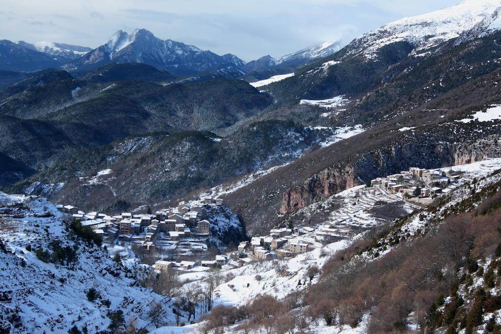 La Closa Hostel Castellar De N'Hug Kültér fotó