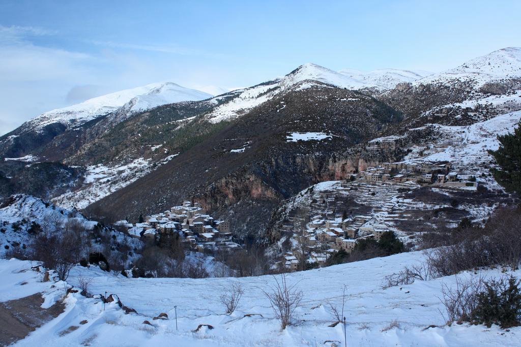 La Closa Hostel Castellar De N'Hug Kültér fotó